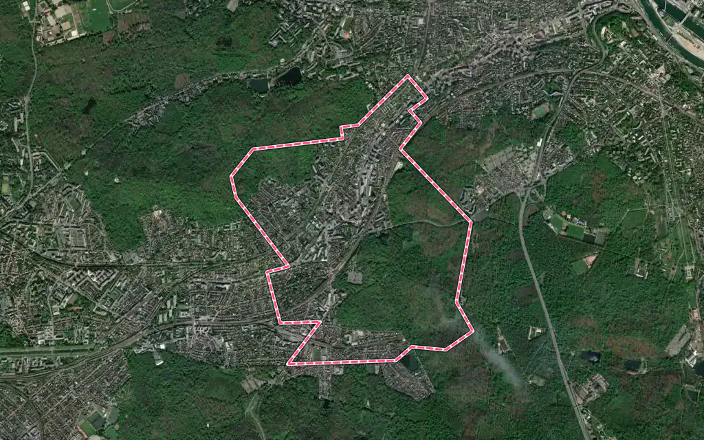 Vue satellite de Chaville avec ses contours administratifs