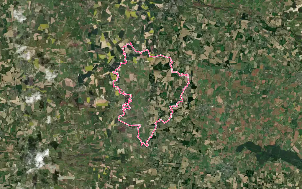 Vue satellite de Chazé-sur-Argos avec ses contours administratifs