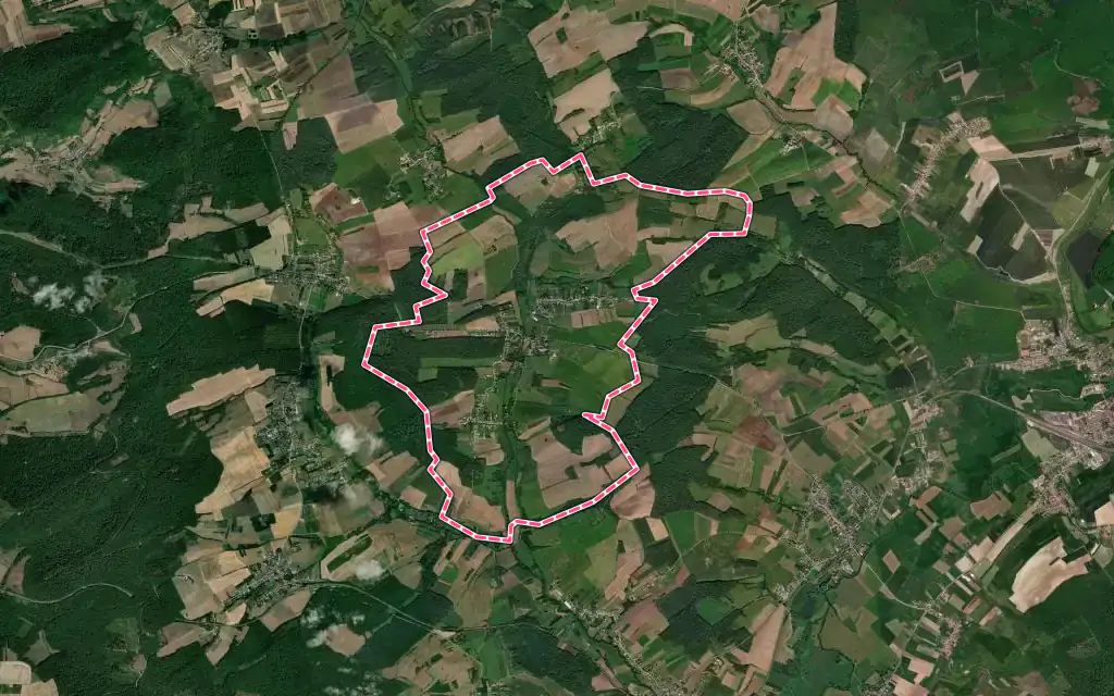 Vue satellite de Chémery-les-Deux avec ses contours administratifs
