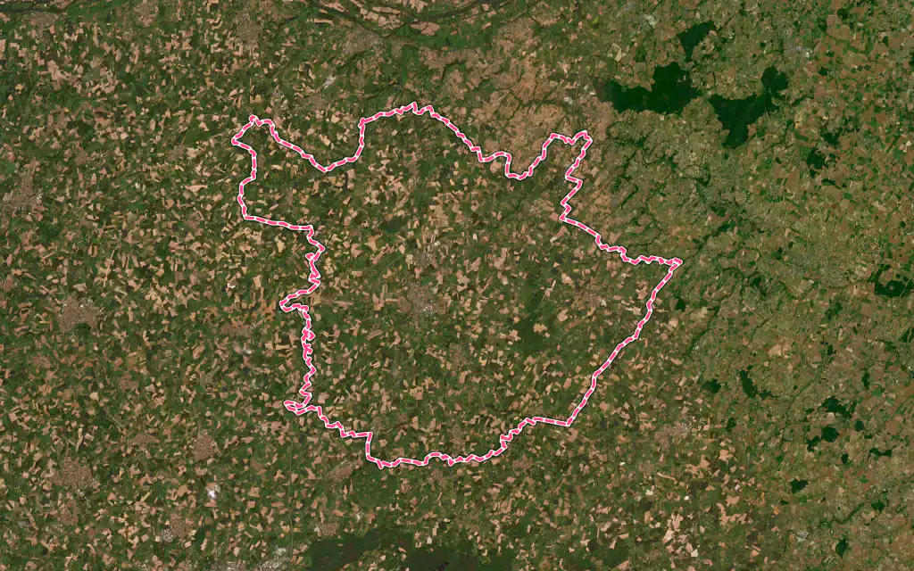 Vue satellite de Chemillé-en-Anjou avec ses contours administratifs