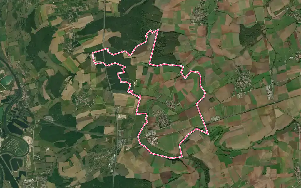 Vue satellite de Cheminot avec ses contours administratifs