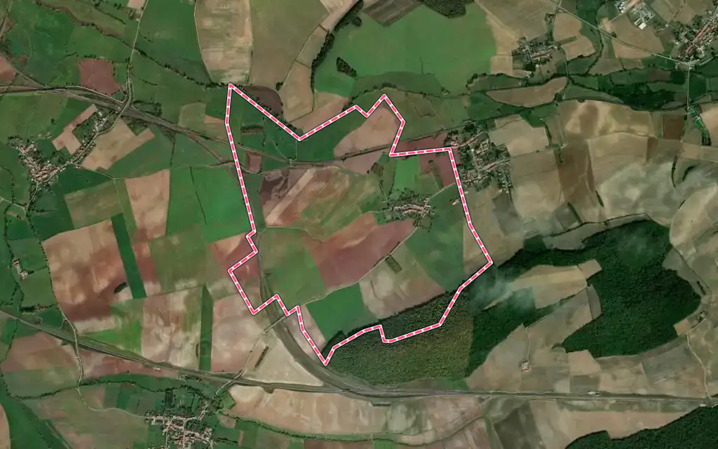 Vue satellite de Chenois avec ses contours administratifs