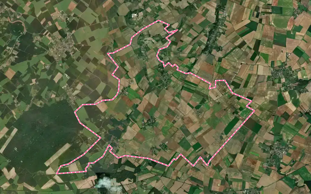 Vue satellite de Cherves avec ses contours administratifs