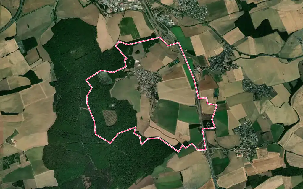 Vue satellite de Chesny avec ses contours administratifs