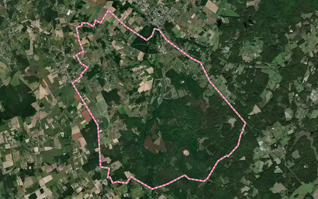 Vue satellite de Cheverny avec ses contours administratifs