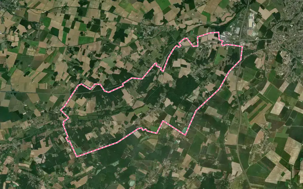 Vue satellite de Chevillon-sur-Huillard avec ses contours administratifs
