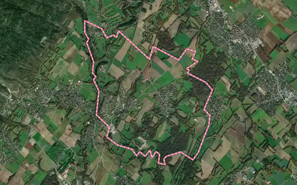 Vue satellite de Chevry avec ses contours administratifs