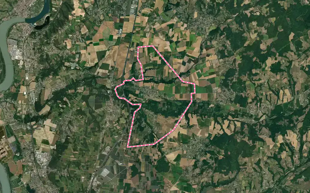Vue satellite de Cheyssieu avec ses contours administratifs