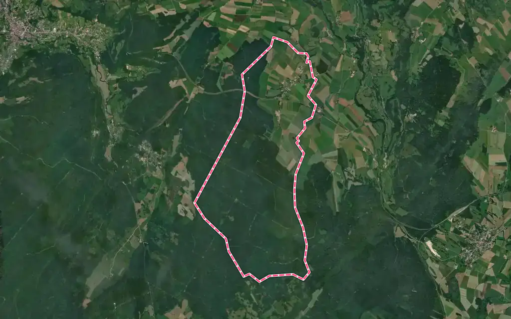 Vue satellite de Chilly-sur-Salins avec ses contours administratifs