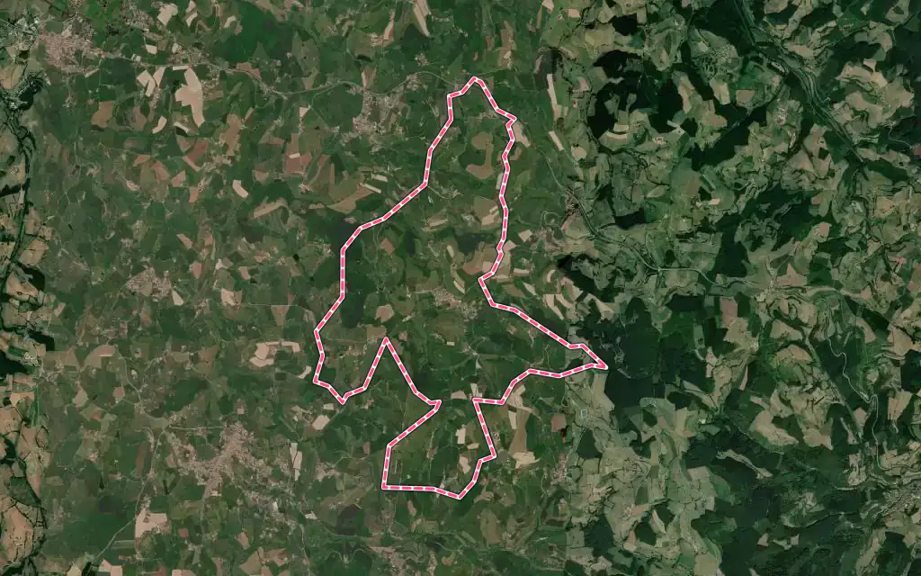 Vue satellite de Chirassimont avec ses contours administratifs