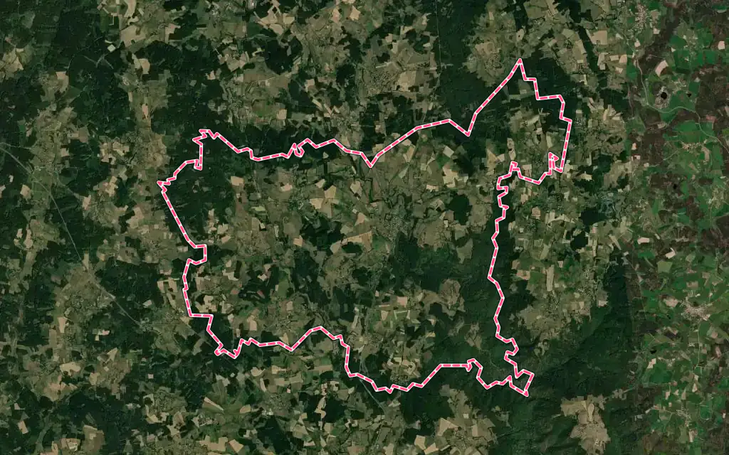 Vue satellite de Chomelix avec ses contours administratifs