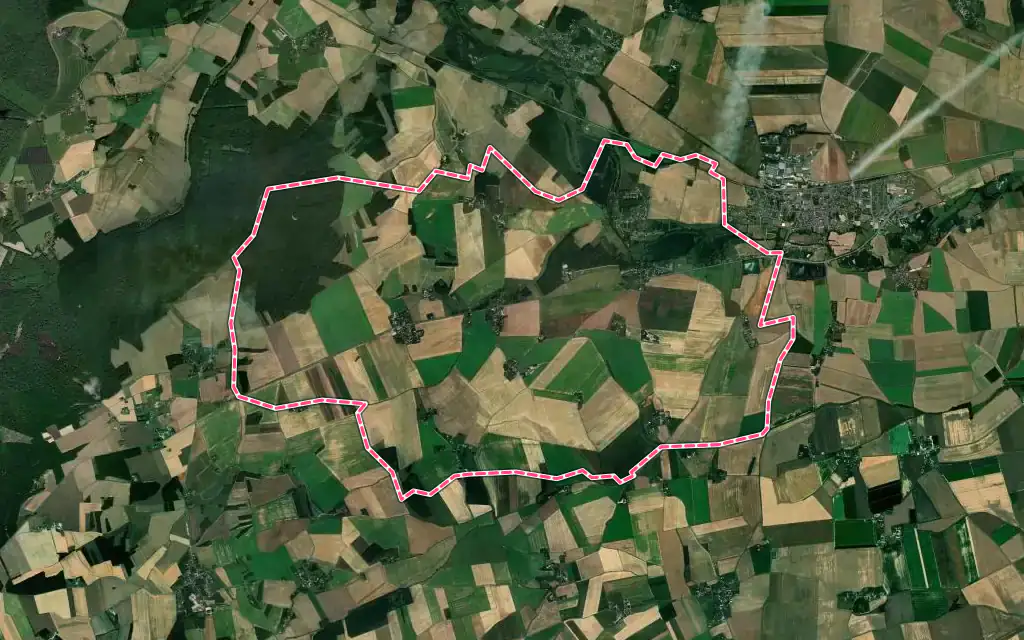 Vue satellite de Chuisnes avec ses contours administratifs