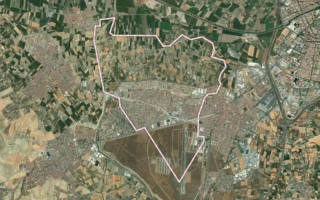 Vista satélite de Churriana de la Vega con su contorno administrativo