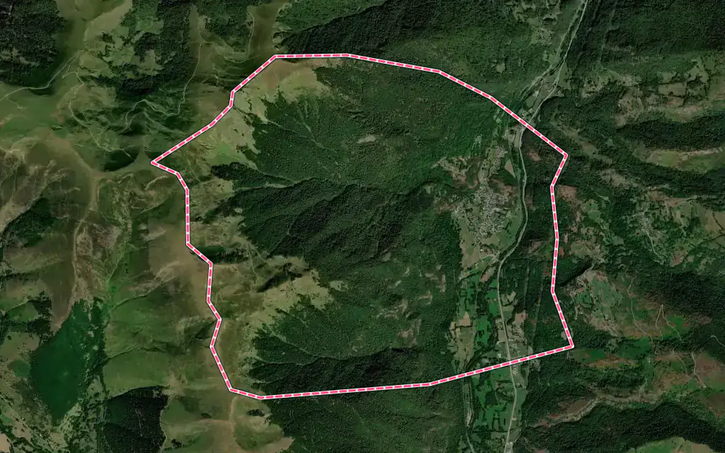 Vue satellite de Cier-de-Luchon avec ses contours administratifs