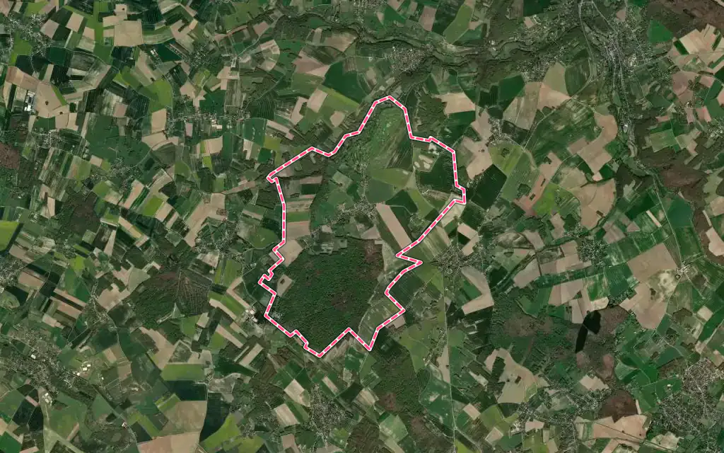 Vue satellite de Civry-la-Forêt avec ses contours administratifs