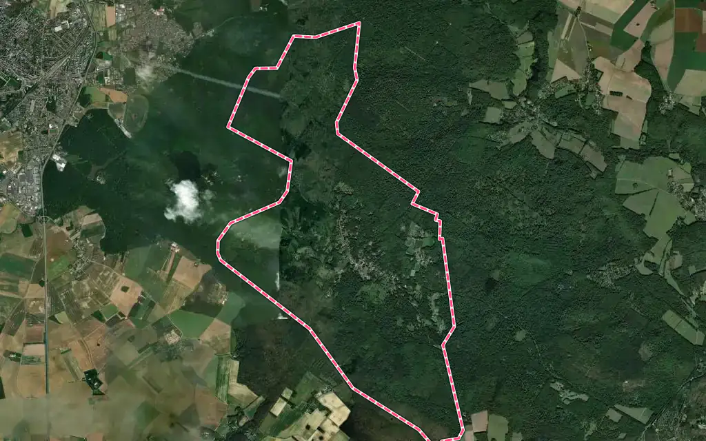 Vue satellite de Clairefontaine-en-Yvelines avec ses contours administratifs