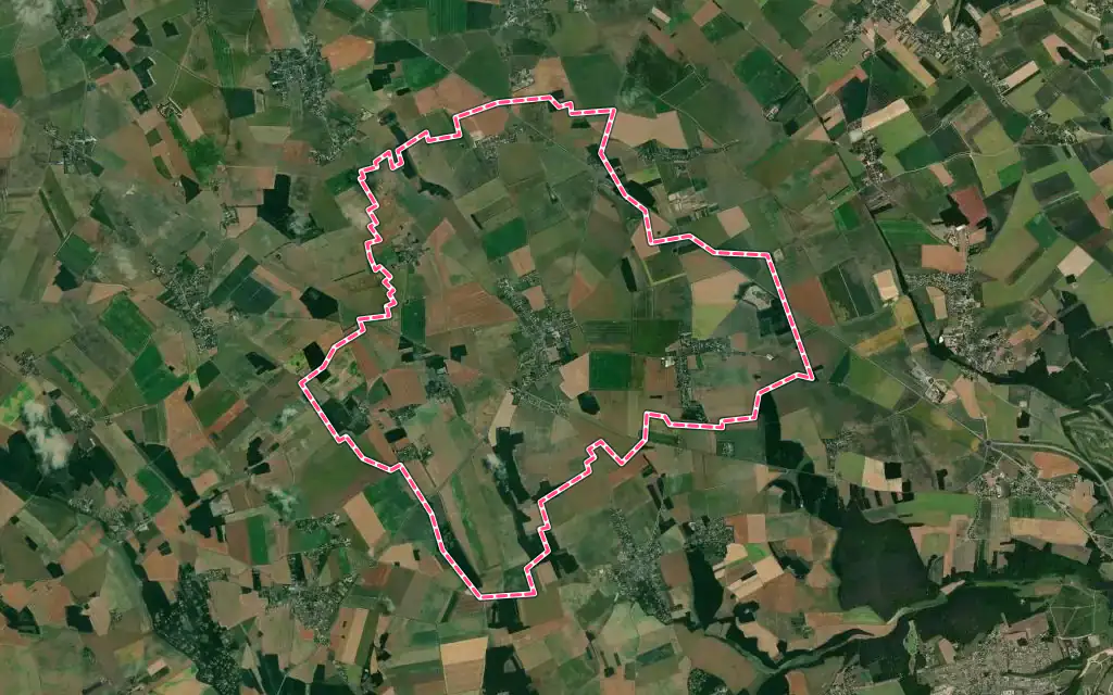 Vue satellite de Claville avec ses contours administratifs
