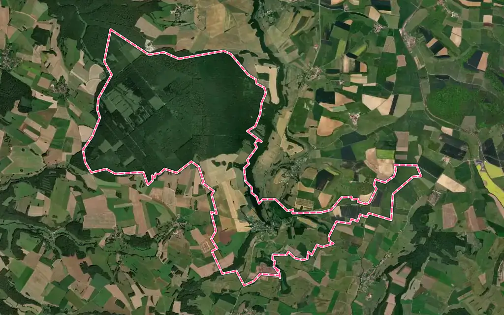 Vue satellite de Clefmont avec ses contours administratifs
