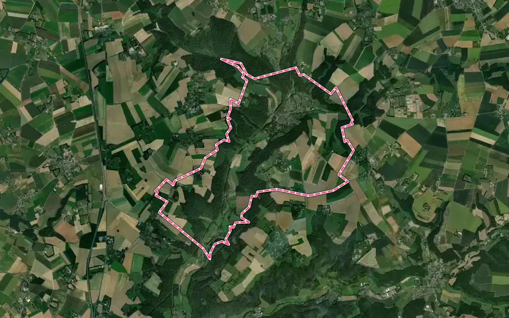 Vue satellite de Clères avec ses contours administratifs