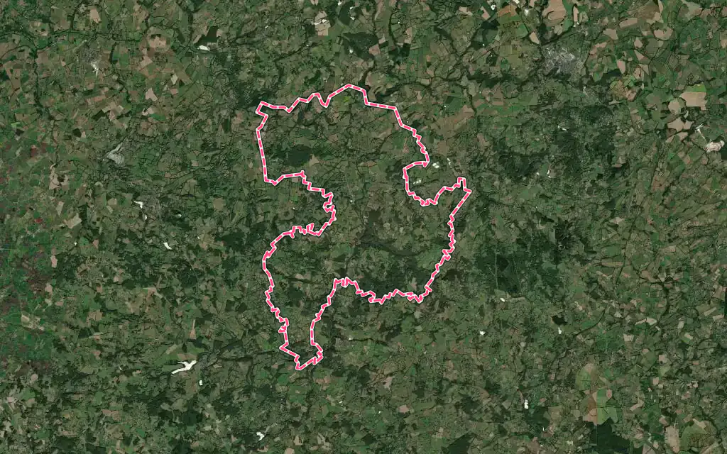 Vue satellite de Clugnat avec ses contours administratifs