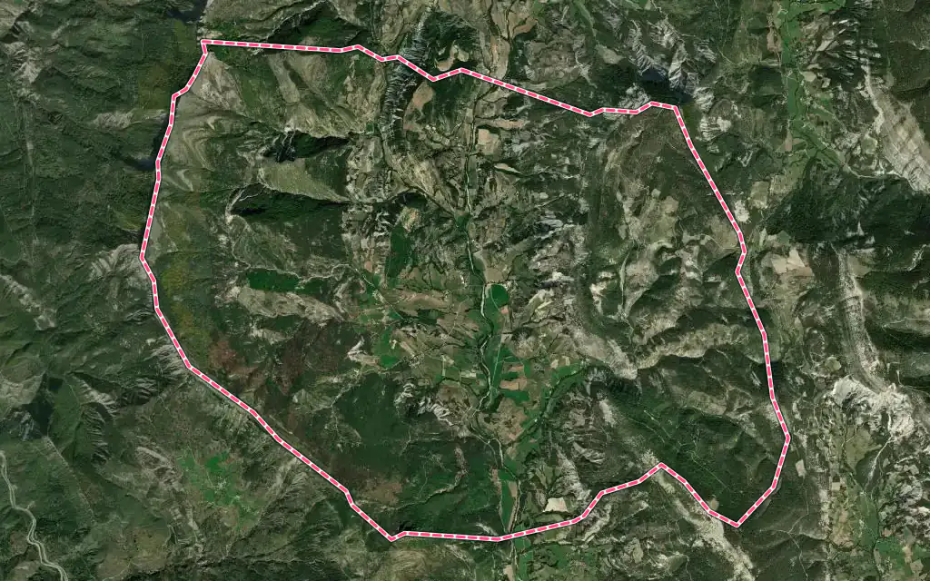 Vue satellite de Clumanc avec ses contours administratifs