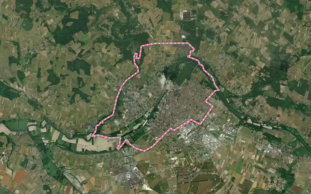 Vue satellite de Cognac avec ses contours administratifs