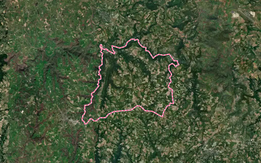 Vue satellite de Colombiès avec ses contours administratifs