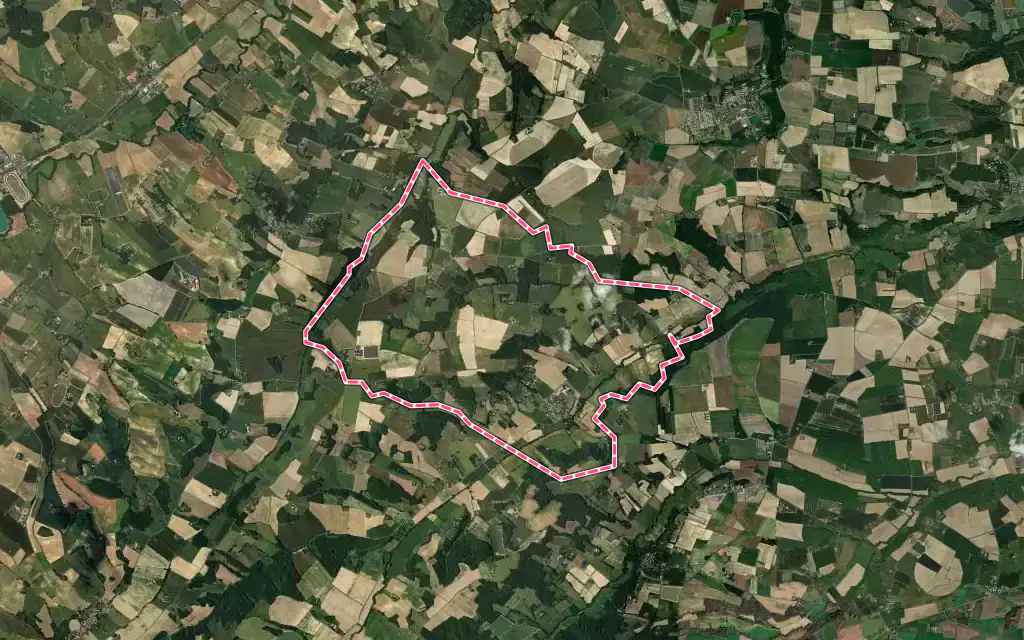 Vue satellite de Comberouger avec ses contours administratifs