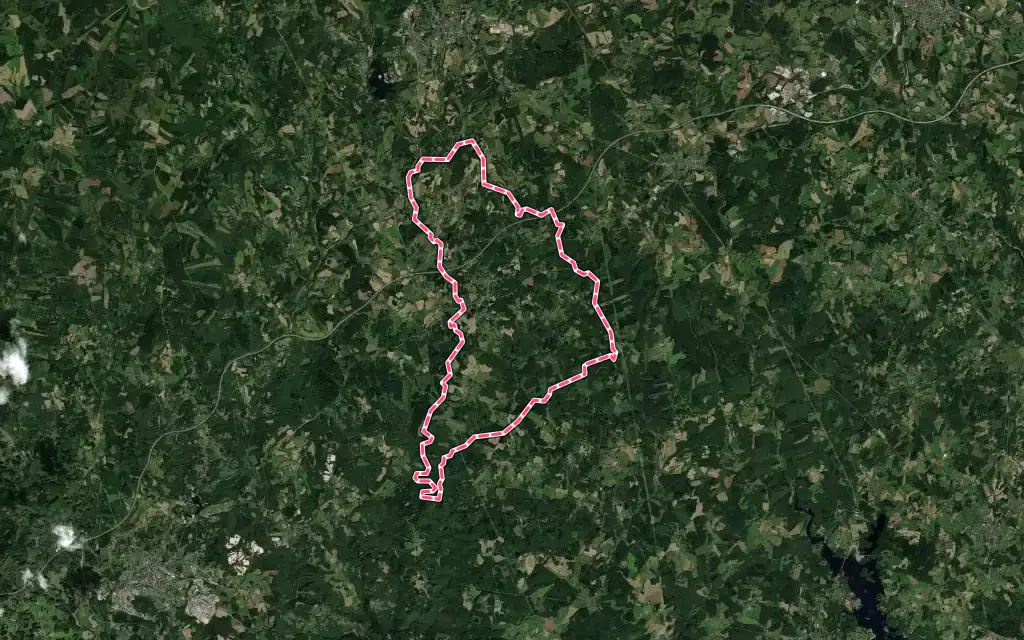 Vue satellite de Combressol avec ses contours administratifs