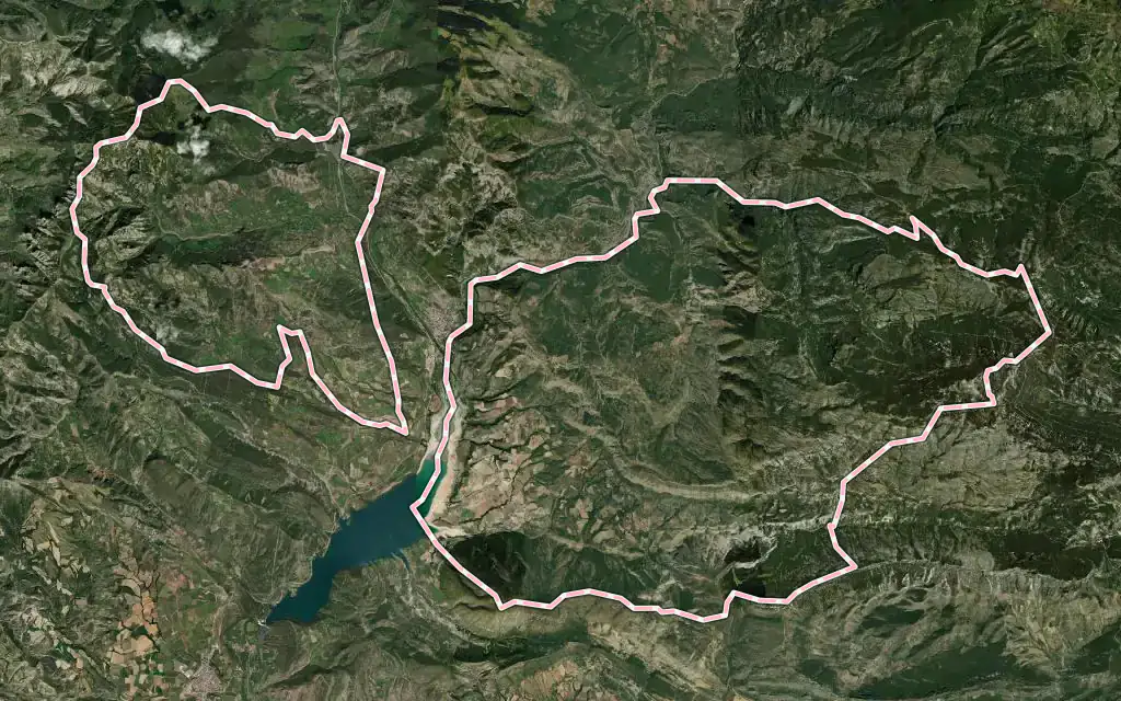 Vista satélite de Conca de Dalt con su contorno administrativo
