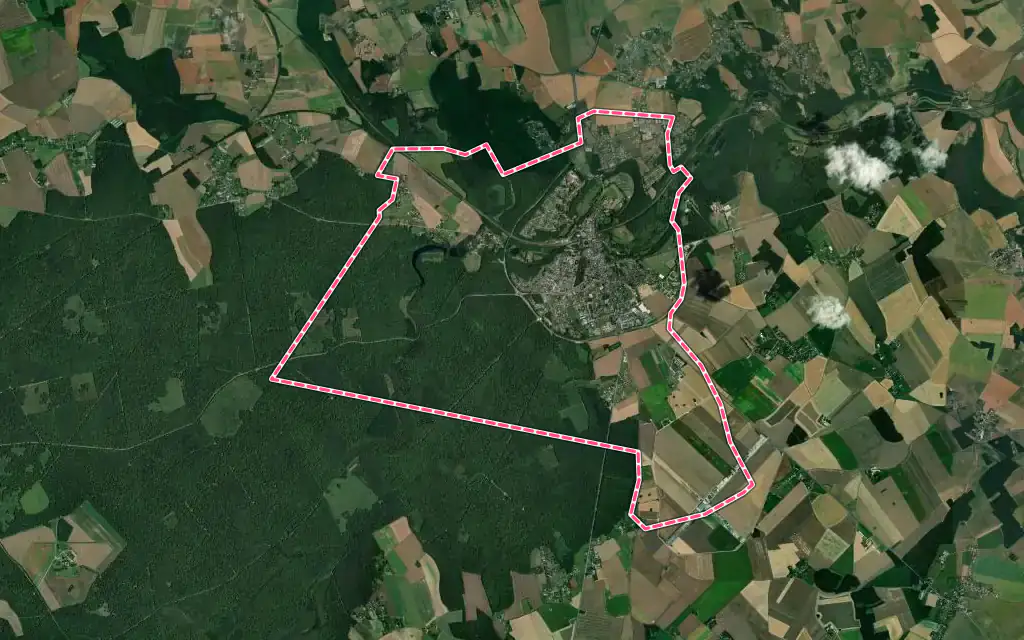 Vue satellite de Conches-en-Ouche avec ses contours administratifs