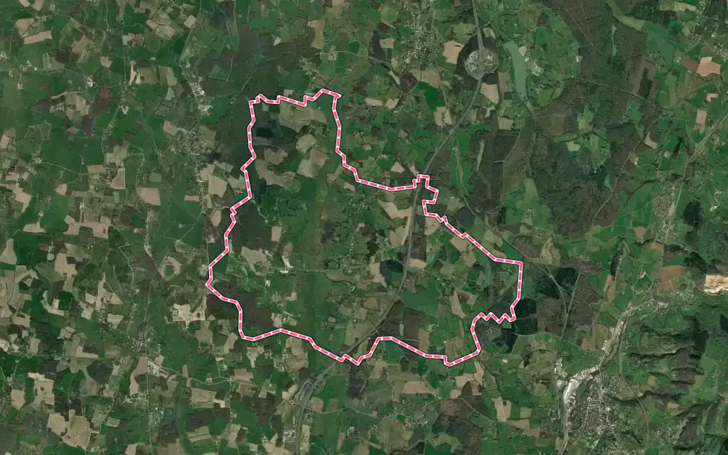 Vue satellite de Condal avec ses contours administratifs