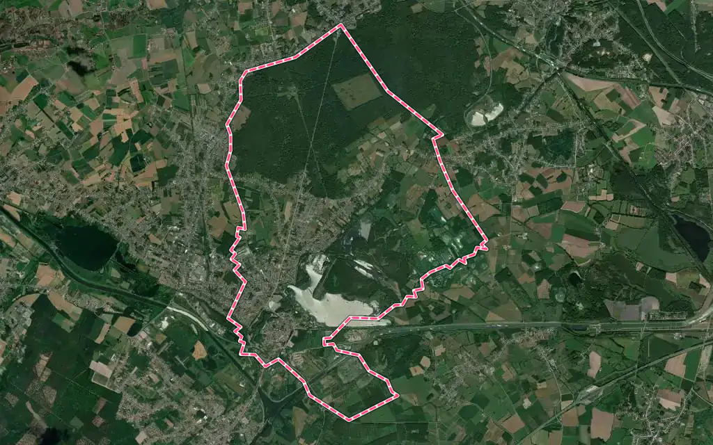 Vue satellite de Condé-sur-l'Escaut avec ses contours administratifs