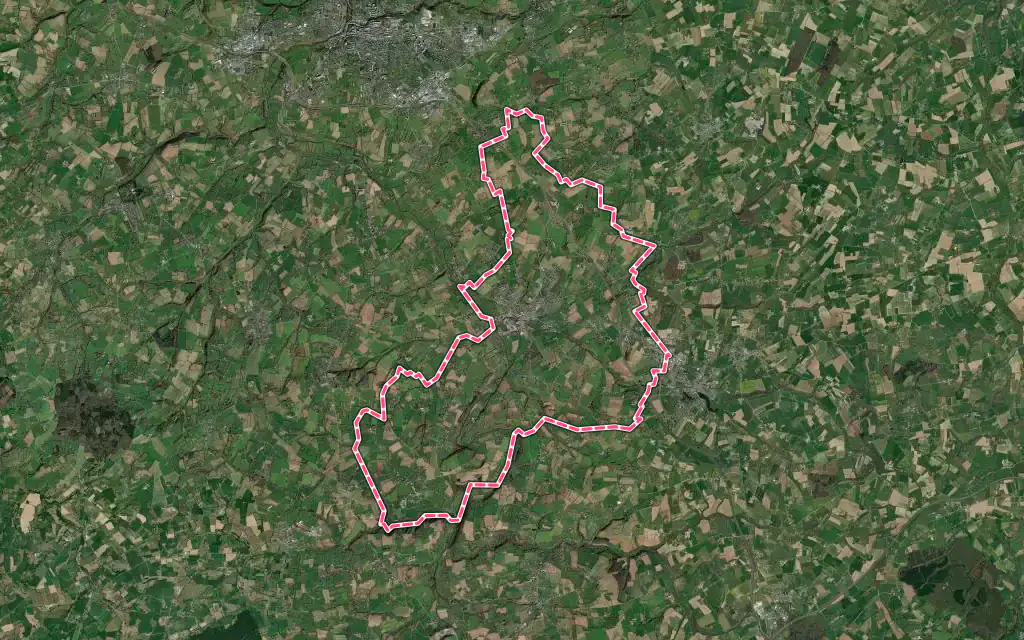 Vue satellite de Condé-sur-Vire avec ses contours administratifs