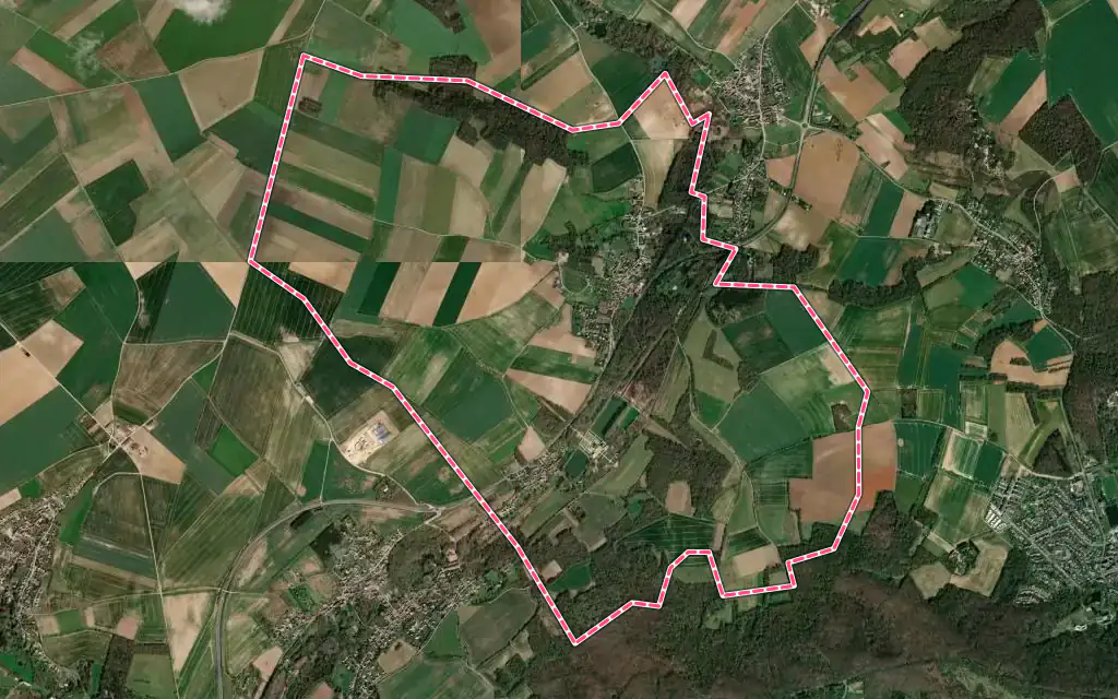 Vue satellite de Condécourt avec ses contours administratifs