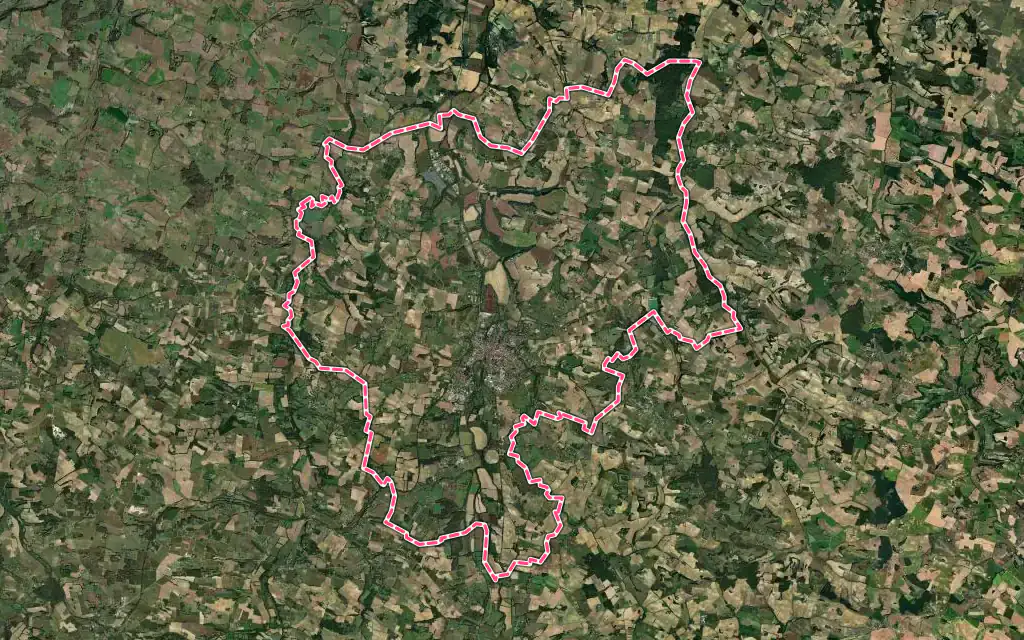 Vue satellite de Condom avec ses contours administratifs