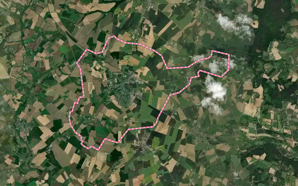 Vue satellite de Conlie avec ses contours administratifs