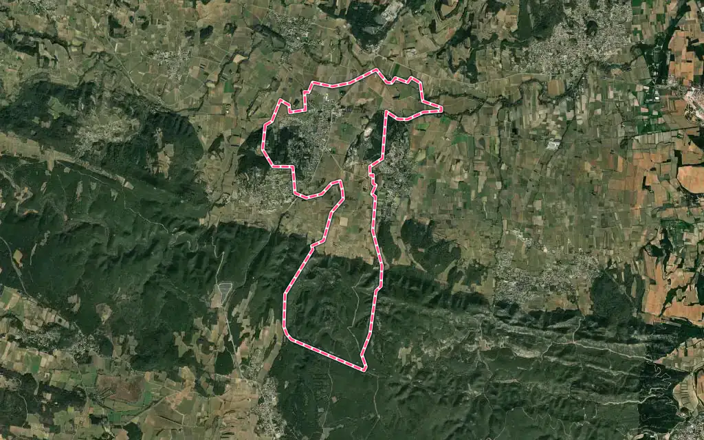 Vue satellite de Connaux avec ses contours administratifs
