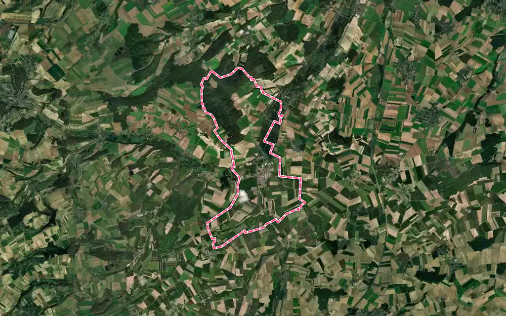 Vue satellite de Conty avec ses contours administratifs