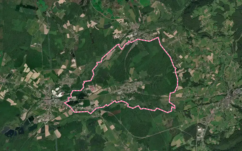 Vue satellite de Corbenay avec ses contours administratifs