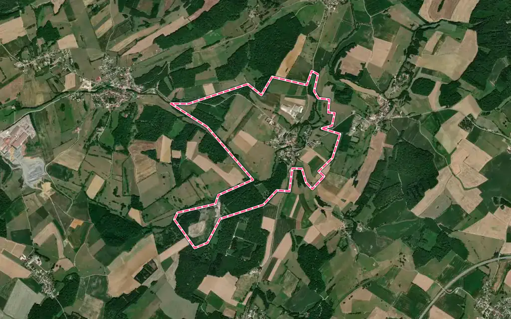 Vue satellite de Corcelles-Ferrières avec ses contours administratifs