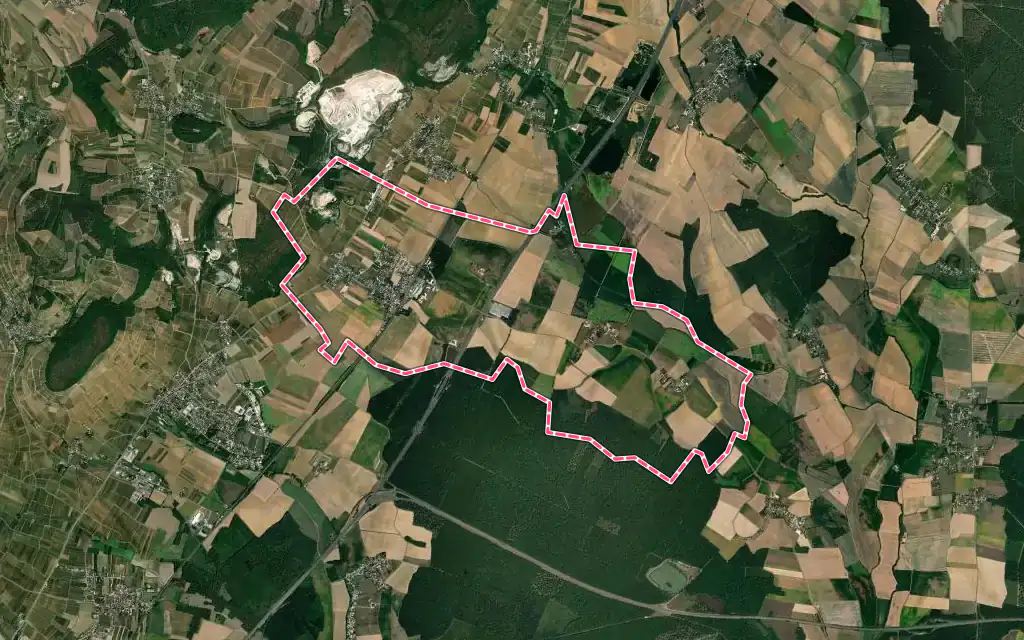 Vue satellite de Corgoloin avec ses contours administratifs