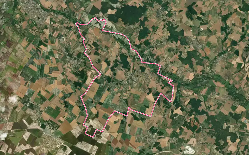 Vue satellite de Corme-Écluse avec ses contours administratifs