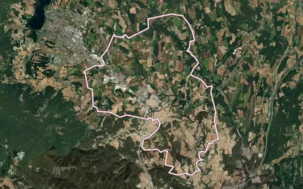Vista satélite de Cornellà del Terri con su contorno administrativo