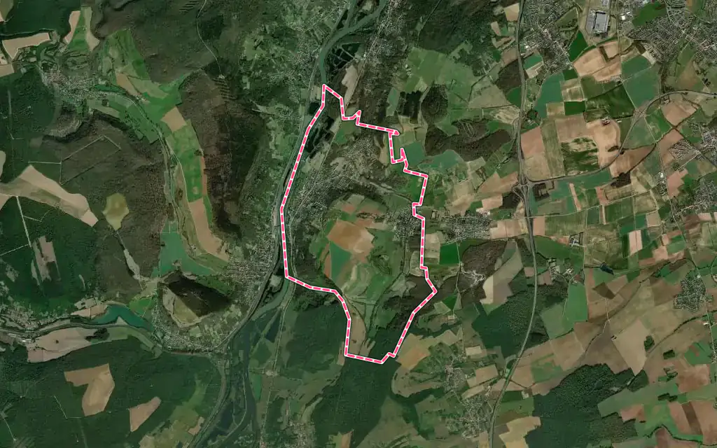 Vue satellite de Corny-sur-Moselle avec ses contours administratifs