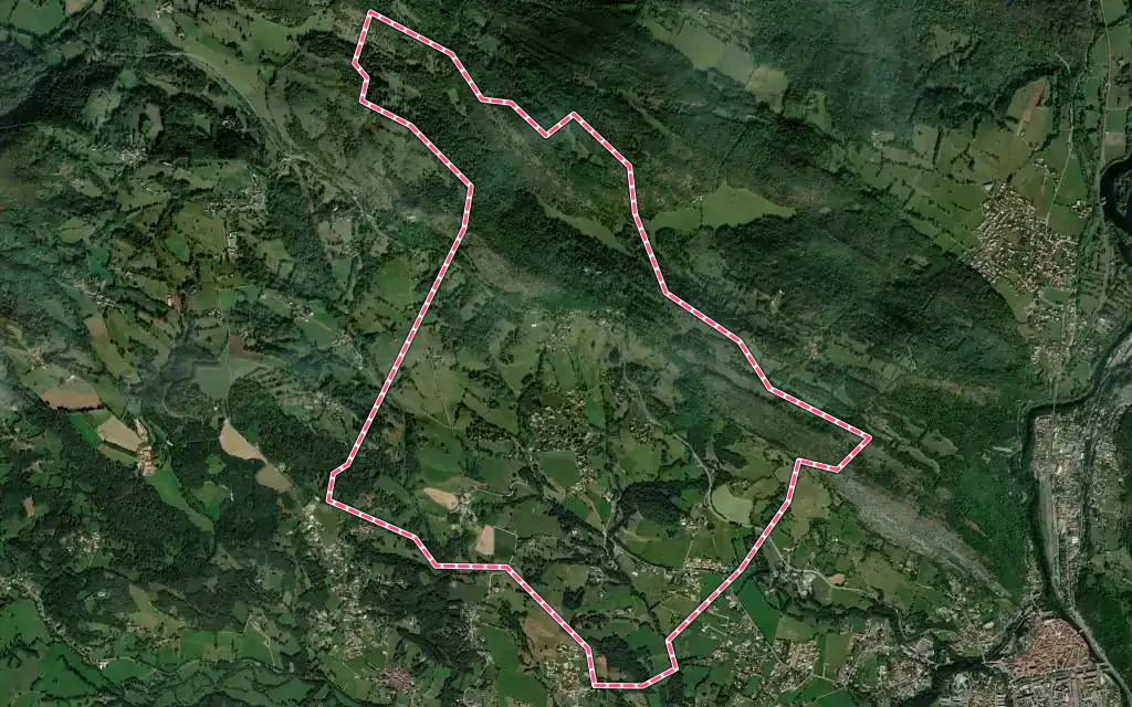 Vue satellite de Cos avec ses contours administratifs