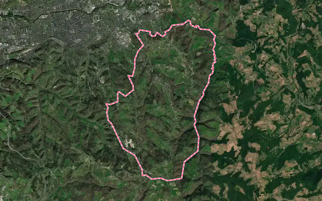Vue satellite de Cosnac avec ses contours administratifs
