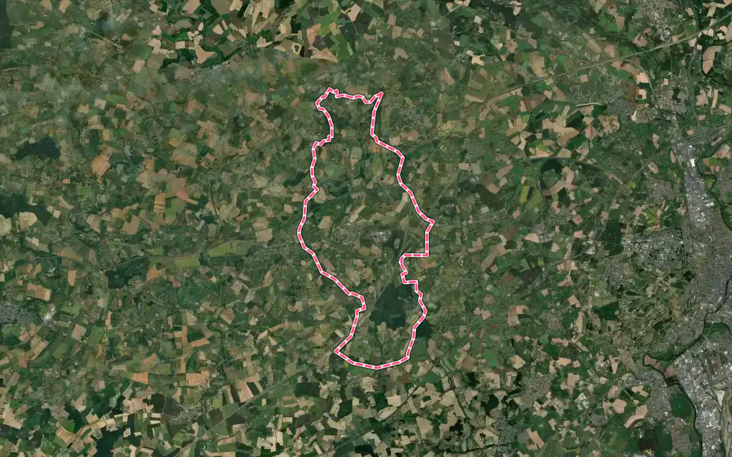 Vue satellite de Coulans-sur-Gée avec ses contours administratifs