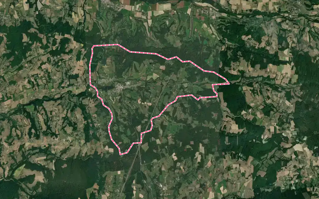 Vue satellite de Cour-et-Buis avec ses contours administratifs