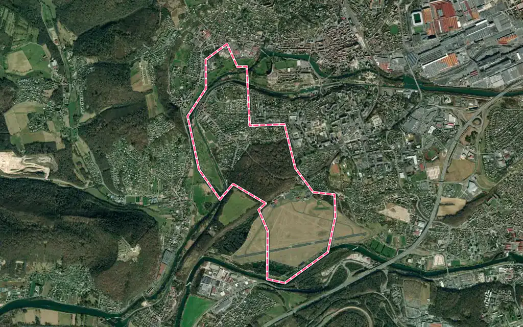 Vue satellite de Courcelles-lès-Montbéliard avec ses contours administratifs